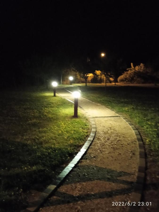 Gite Les Arcades Collonges-en Charollais Экстерьер фото
